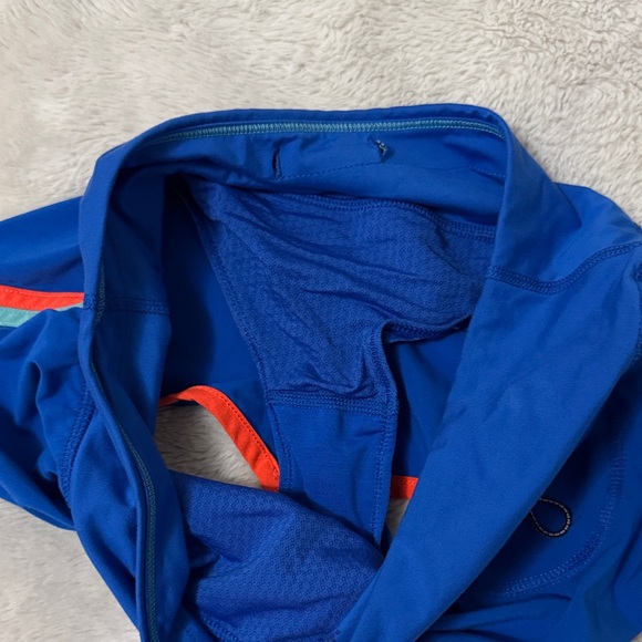 TNA Vibrant Blue Running Shorts with Orange Accents - XXS - Picture 8 of 8